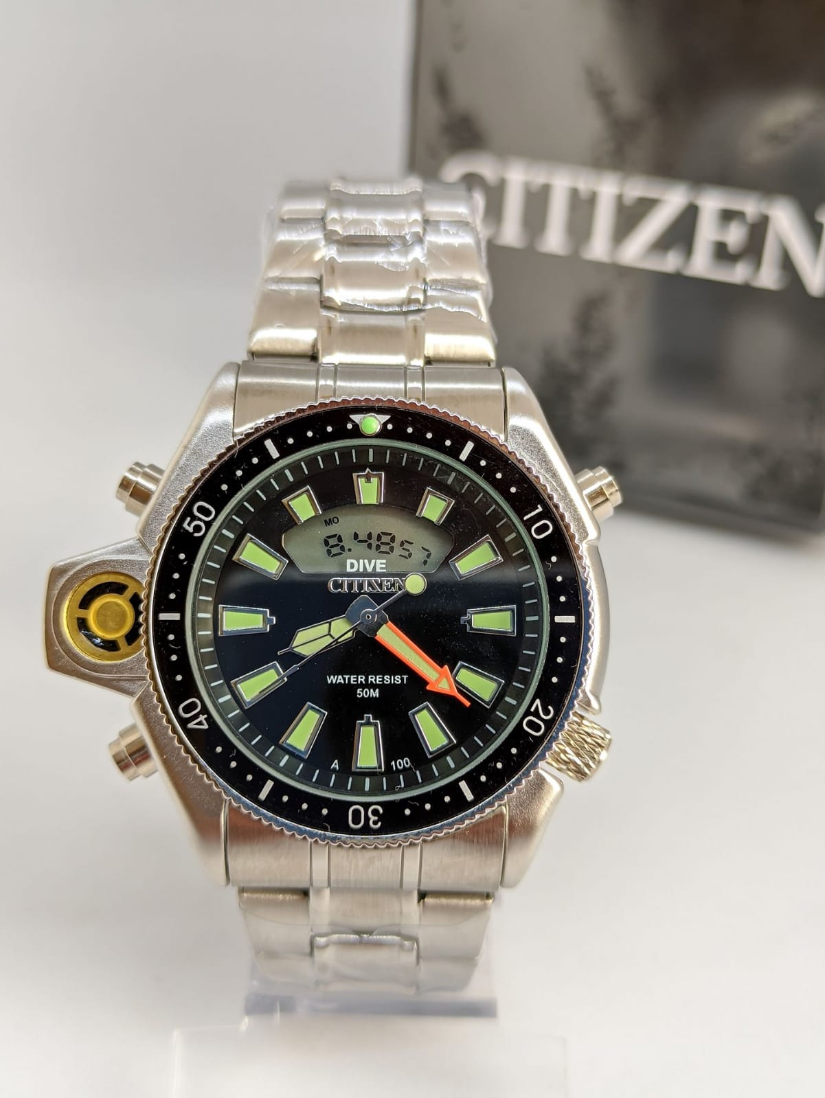 CITIZEN — foto 3