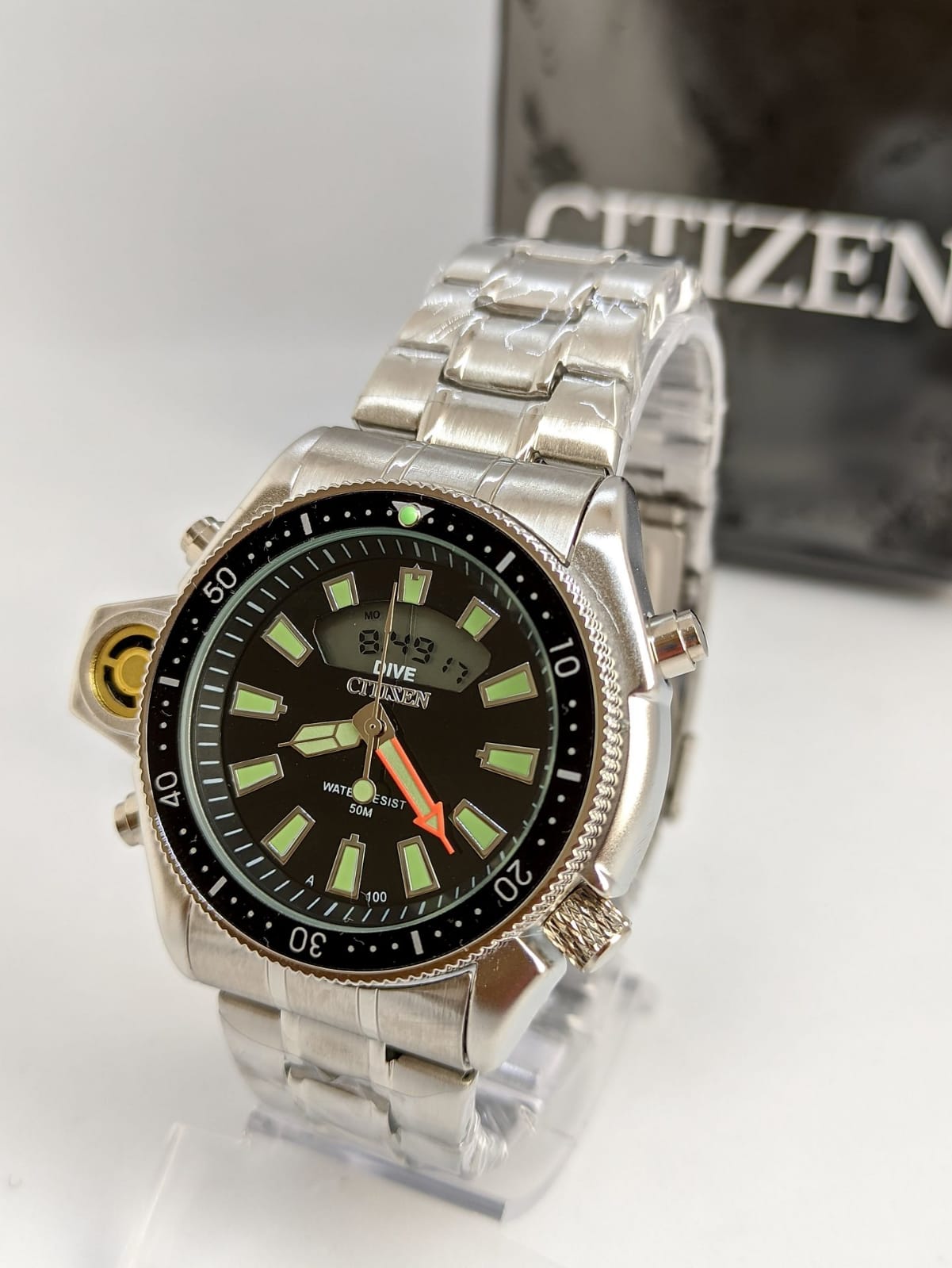 CITIZEN — foto 5