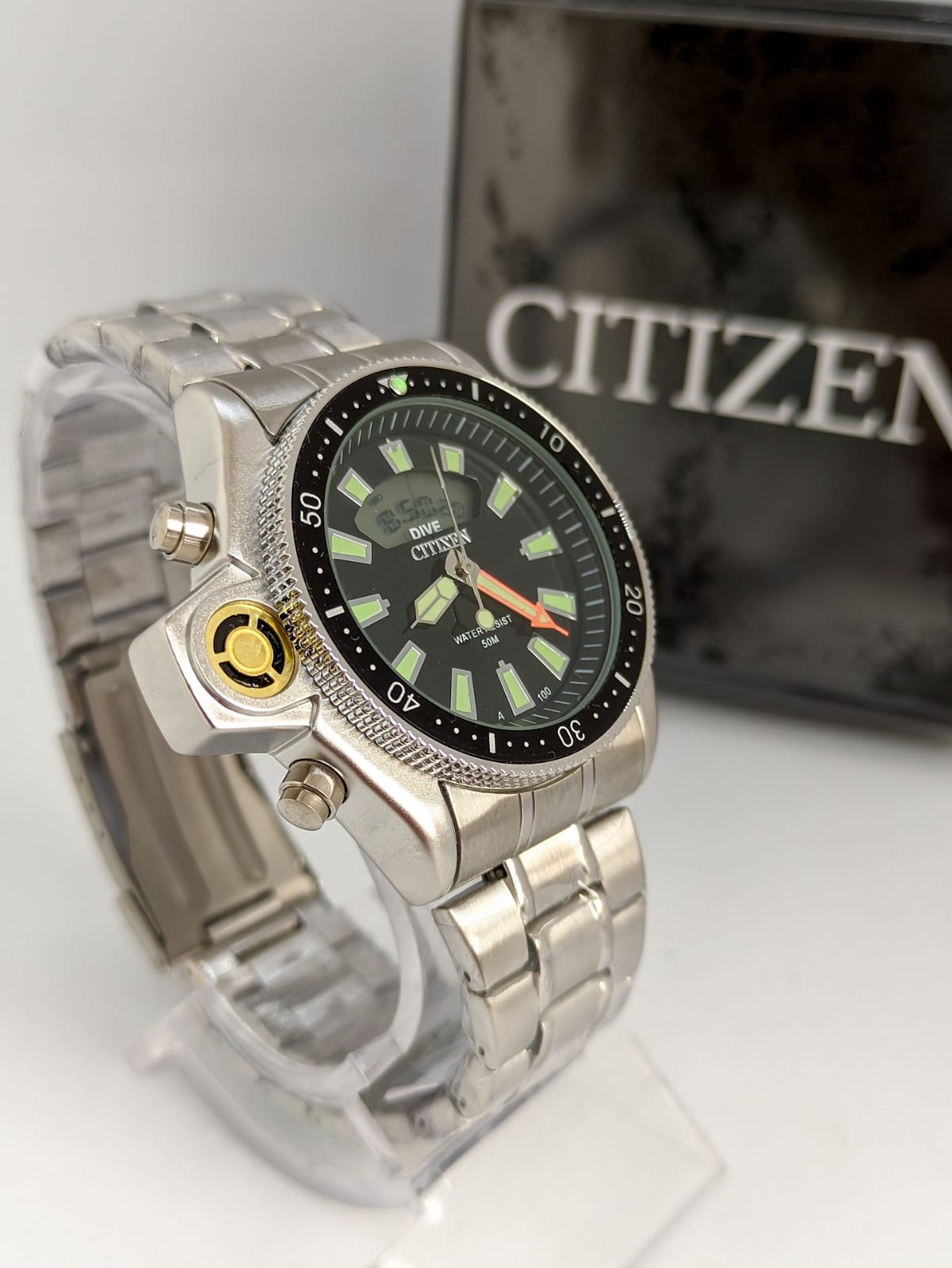 CITIZEN — foto 7
