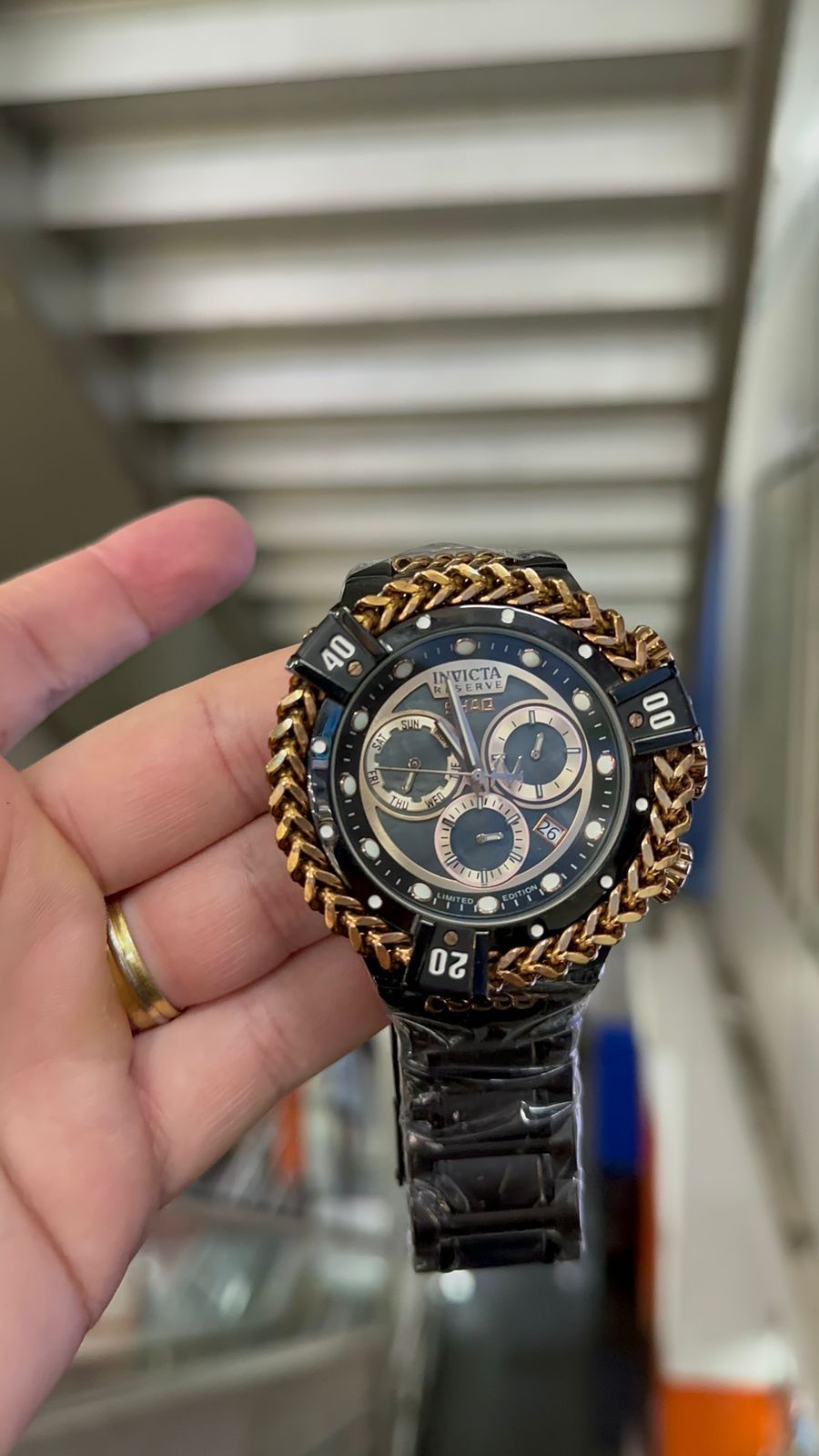 INVICTA HERCULES — foto 4