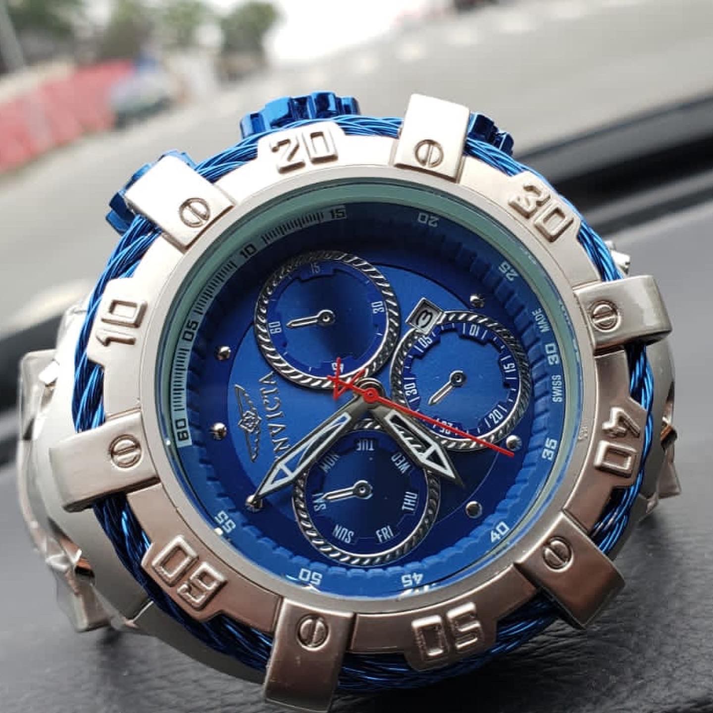 INVICTA THUNDERBOLT PRATA — foto 3