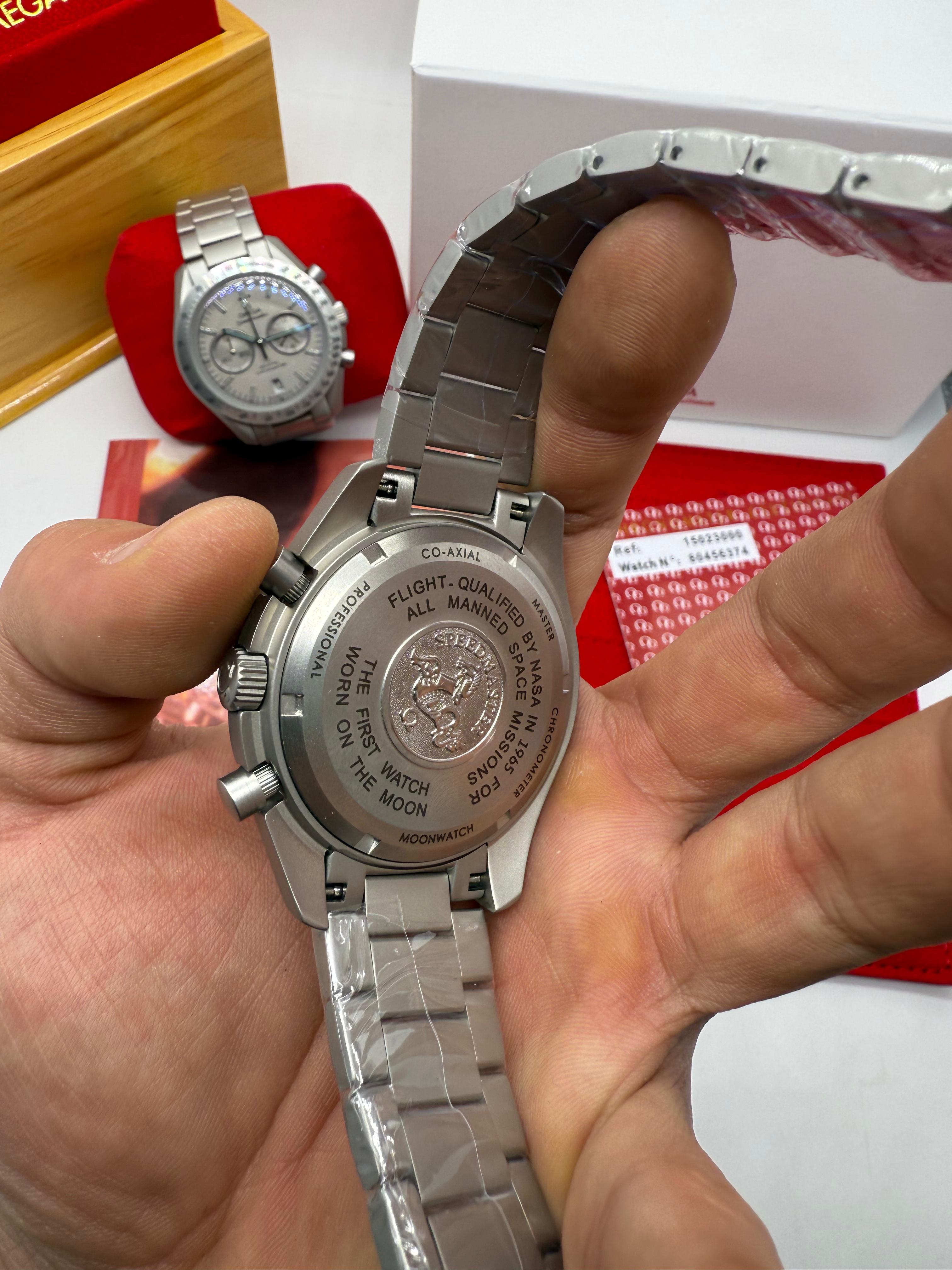 OMEGA MOONWHACTH — foto 4