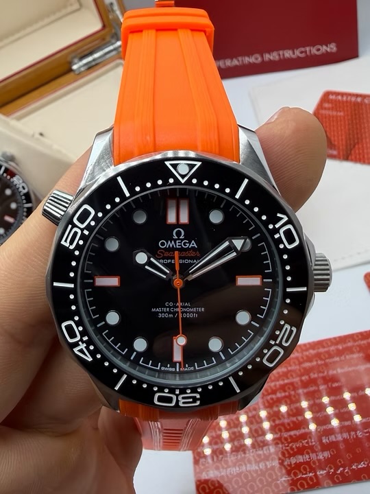 OMEGA SEAMASTER CO-AXIAL — foto 4