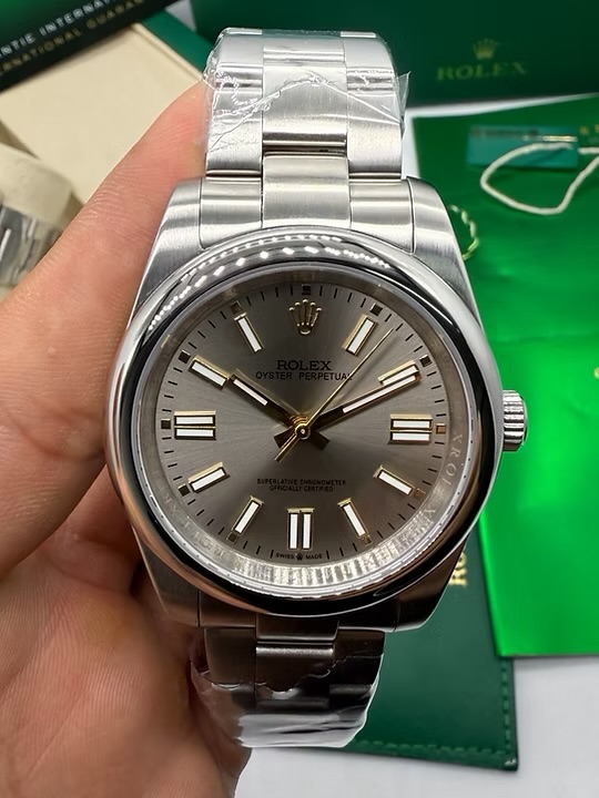 ROLEX OYSTER PERPETUAL M12 — foto 6