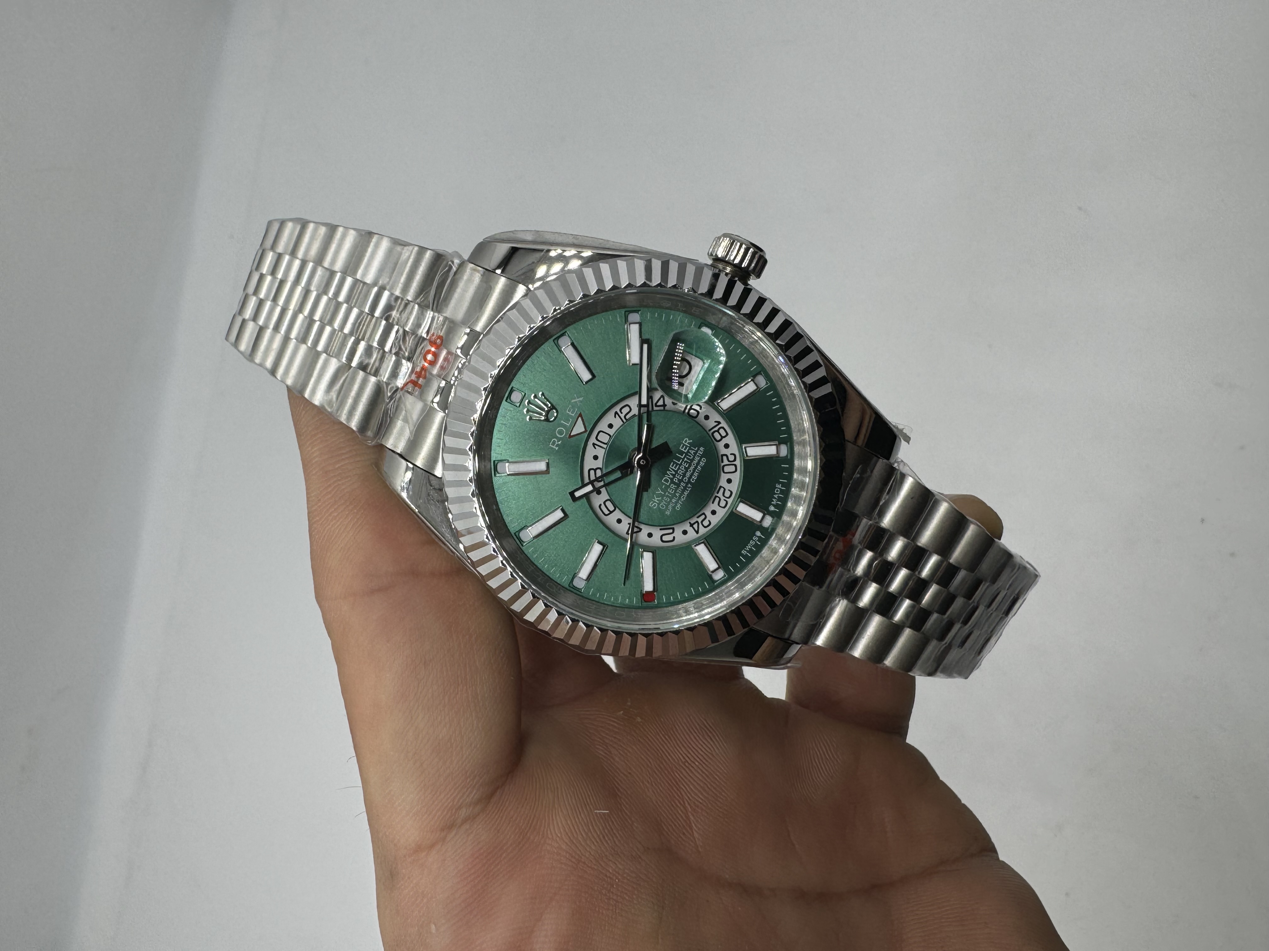 ROLEX SKY-DWELLER — foto 3