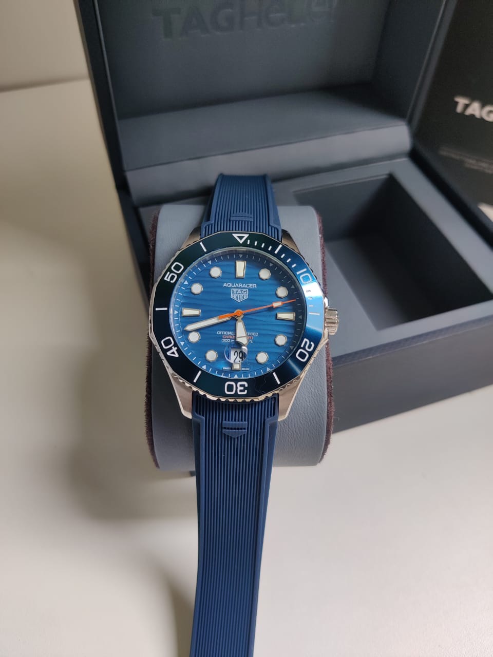 TAG HEUER AQUARACER SILICONE NOVO — foto 3